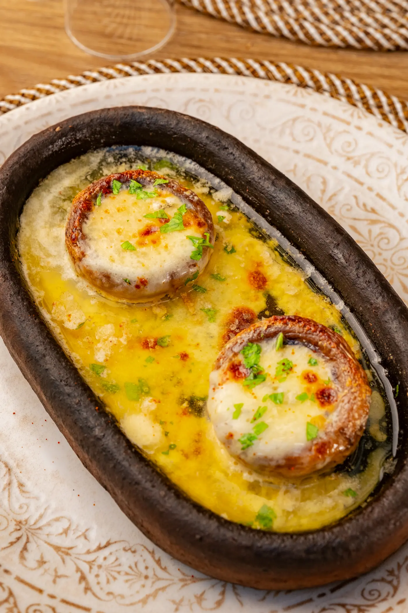 Stuffed mushrooms at Meyy
